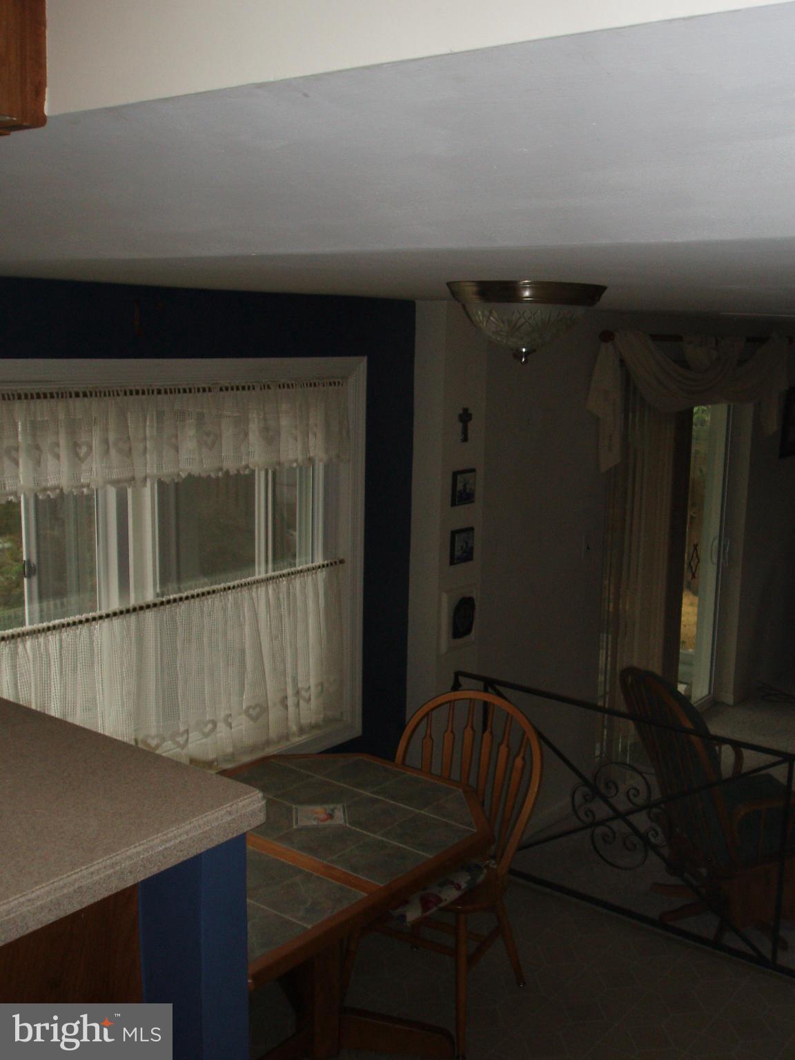 6307 Stoneham Road Bethesda, MD 20817 - Photo 8 of 27 Kitchen