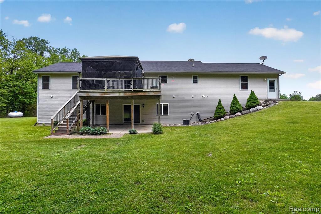 9565 Crofoot Road Fowlerville, MI 48836 - Photo 39 of 63