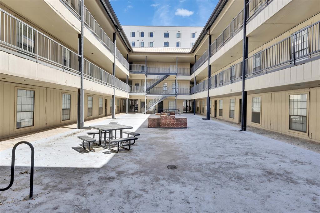 2401 Leon Street, Unit 110 Austin, TX 78705 - Photo 10 of 13 View of community