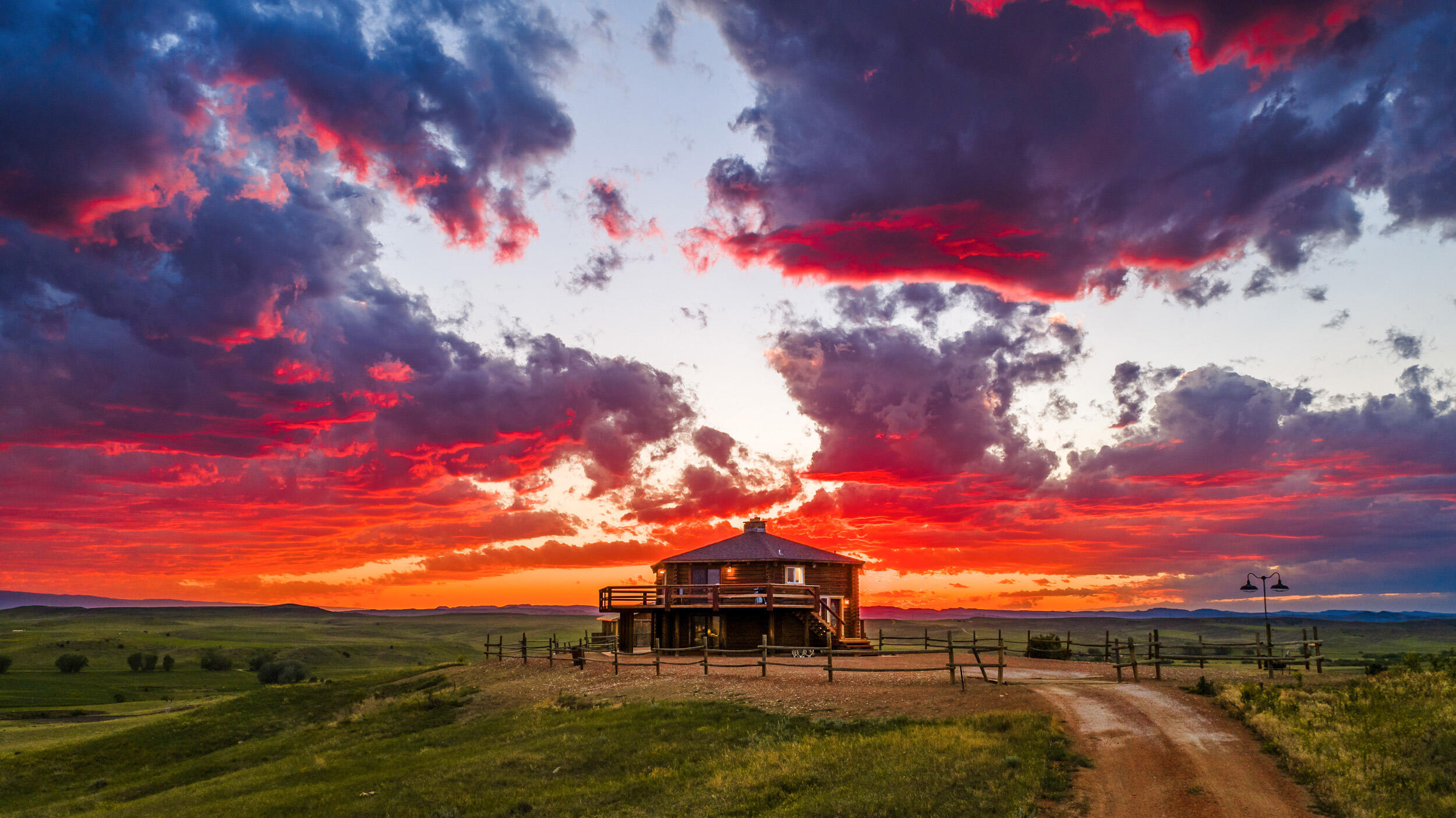 593 Lower Prairie Dog Road Sheridan, WY 82801 - Photo 65 of 182 593 lpd sunset 46