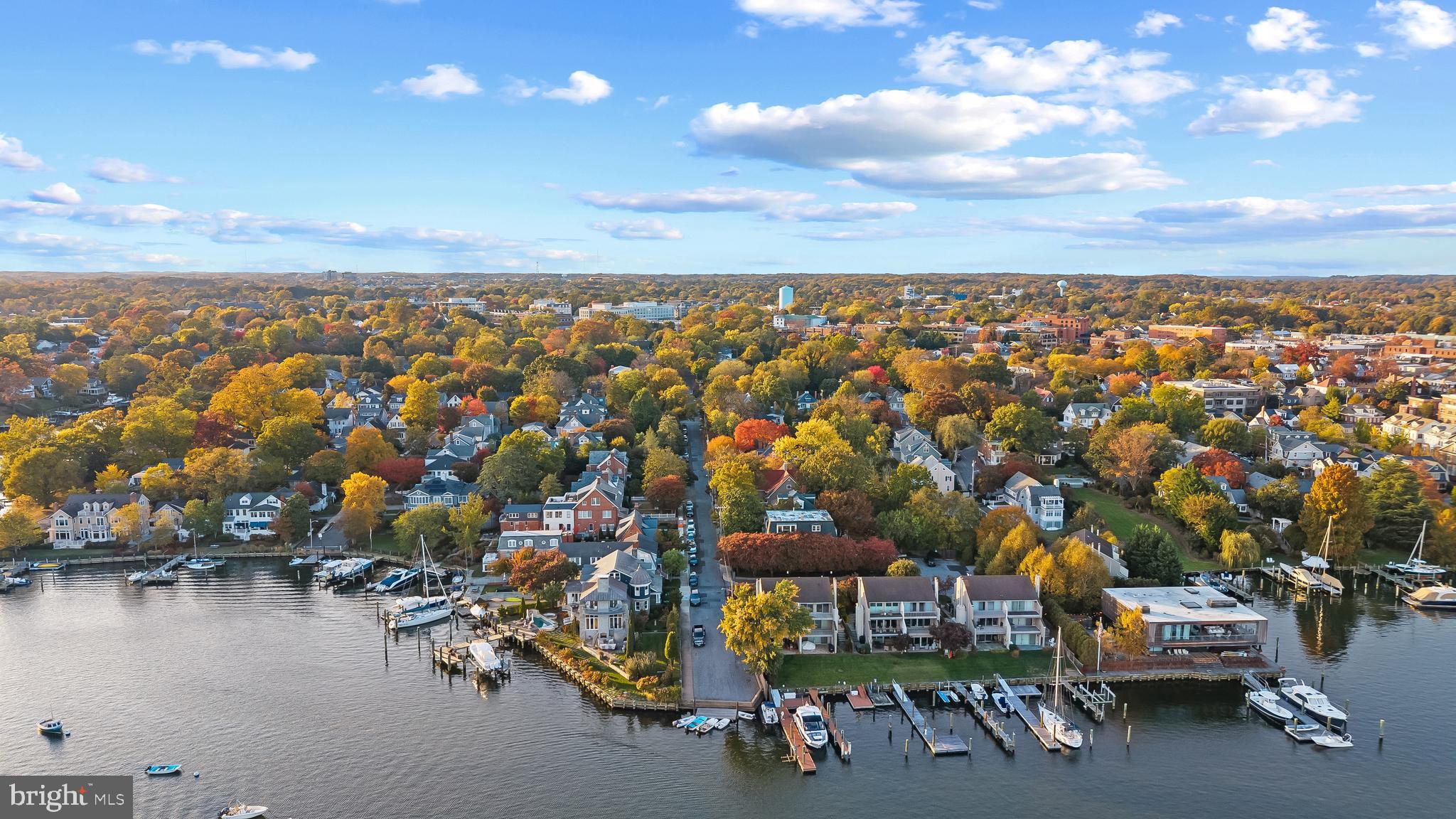 2 Southgate Avenue, Unit 10 Annapolis, MD 21401 - Photo 4 of 41 a view of a city