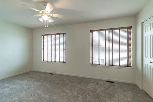 $2,700 | 522 Richard Brown Boulevard, Volo, IL 60073