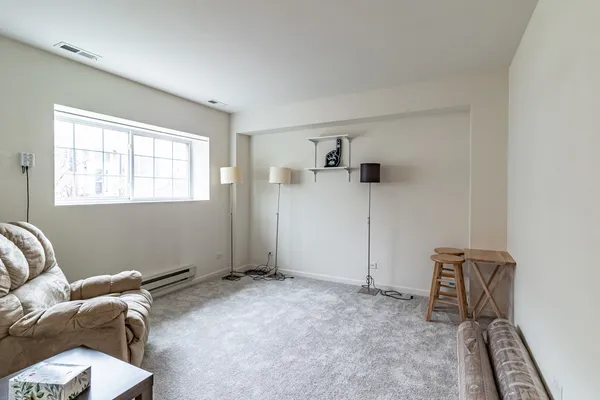 $2,700 | 522 Richard Brown Boulevard, Volo, IL 60073