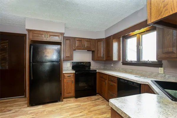 $134,900 | 7 Genesee Street East, Perry, NY 14530