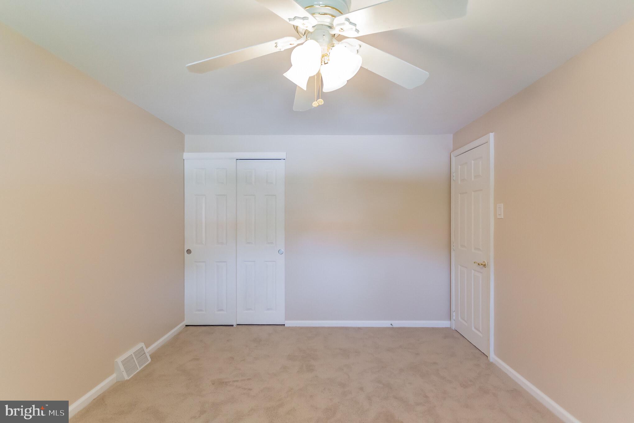 12630 Ramer Road Philadelphia, PA 19154 - Photo 17 of 29