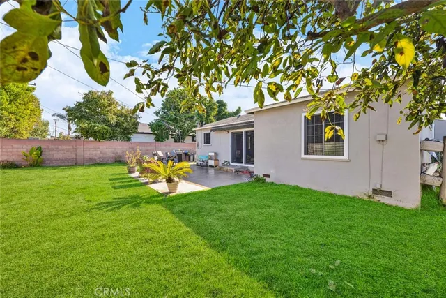 $1,020,000 | 7901 Rockwell Avenue, Midway City, CA 92683
