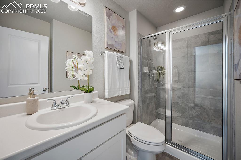 5255 Aeroglide Loop Colorado Springs, CO 80916 - Photo 15 of 23