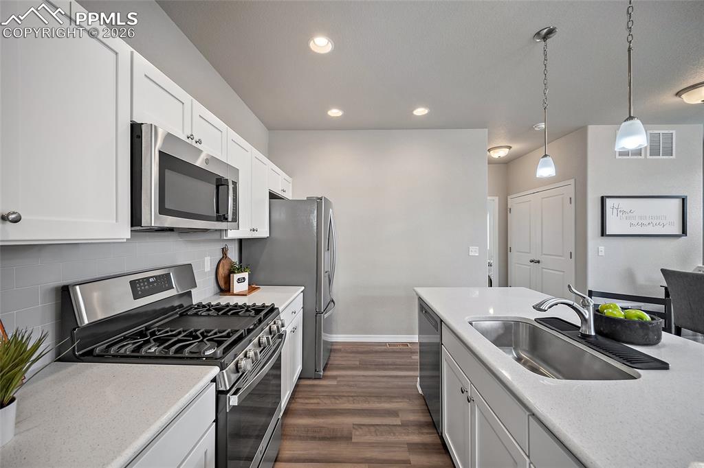 5255 Aeroglide Loop Colorado Springs, CO 80916 - Photo 7 of 23