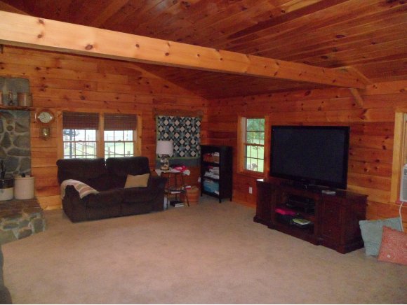 40 School House Road Owego, NY 13827 - Photo 4 of 24 Gallery Image 4