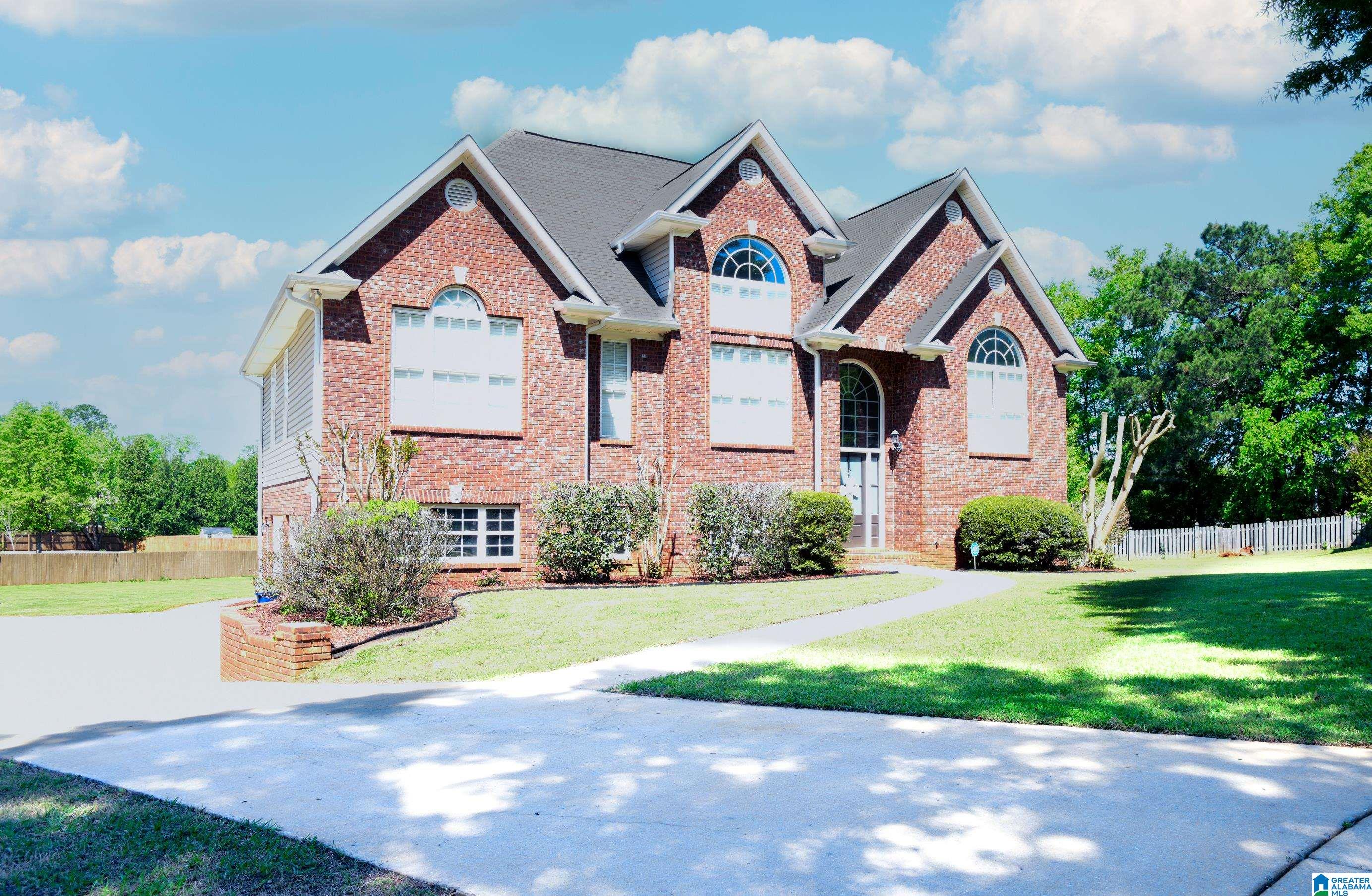 136 Sunset Trail Alabaster, AL 35007 - Photo 3 of 42