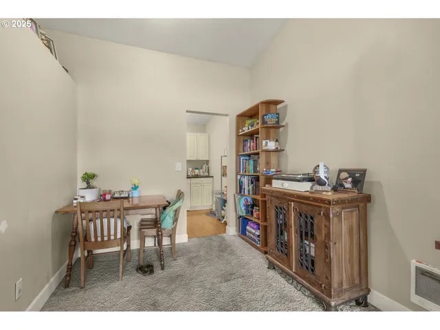 $249,000 | 10090 Southwest Beaverton Hillsdale Highway, Unit 13, Beaverton, OR 97005