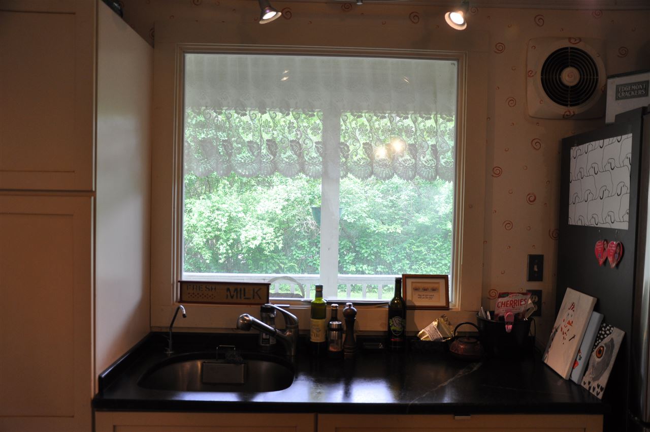 123 Borough Road Sunderland, VT 05250 - Photo 6 of 24 Gallery Image 6