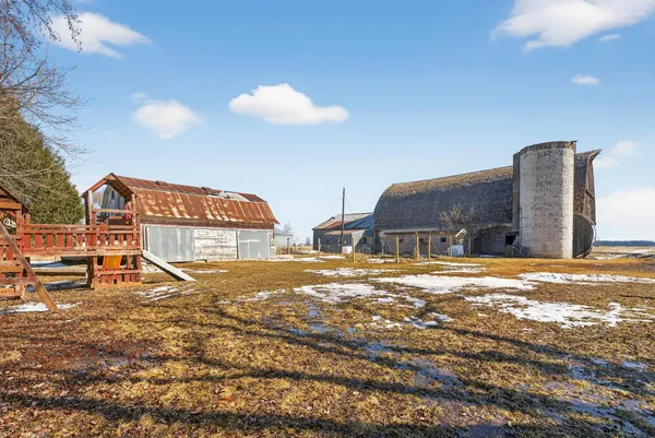 $595,000 | 26255 St Croix Road, Pine City, MN 55063