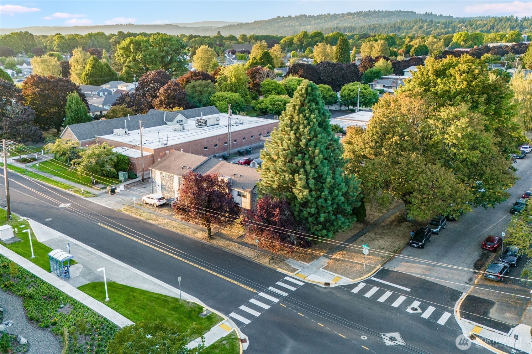 1602 Delaware Street Longview, WA 98632 - Photo 6 of 40 an aerial view of residential houses with outdoor space
