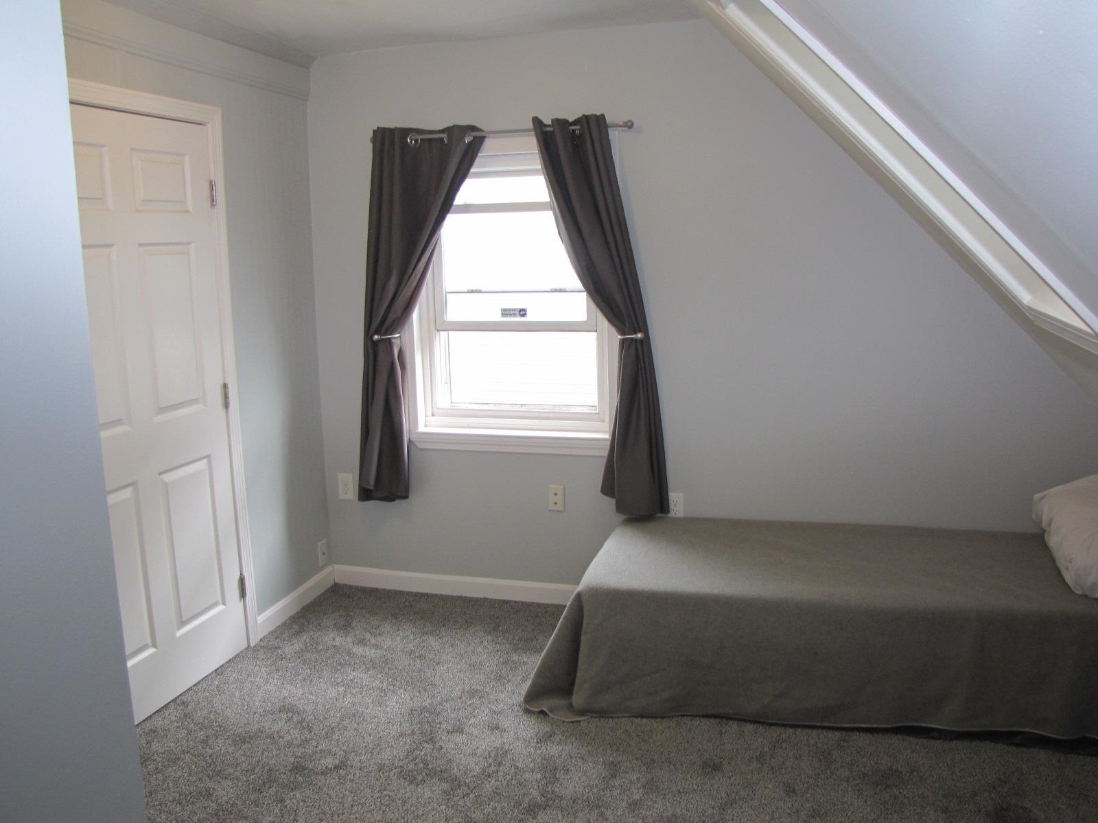 3 Mcilvin Street, Unit B Manchester, NH 03103 - Photo 18 of 31