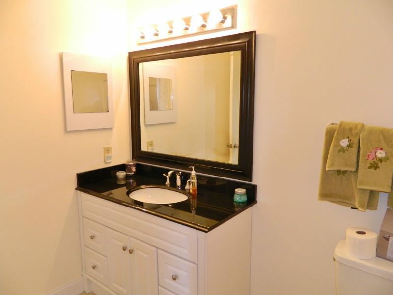 2401 Kenzie Road Pittsburgh, PA 15205 - Photo 22 of 25 Full Bath. 2nd Full Bathroom. Updated as well.