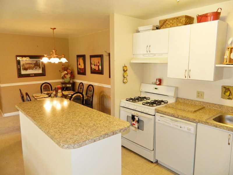 2401 Kenzie Road Pittsburgh, PA 15205 - Photo 6 of 25 Kitchen.