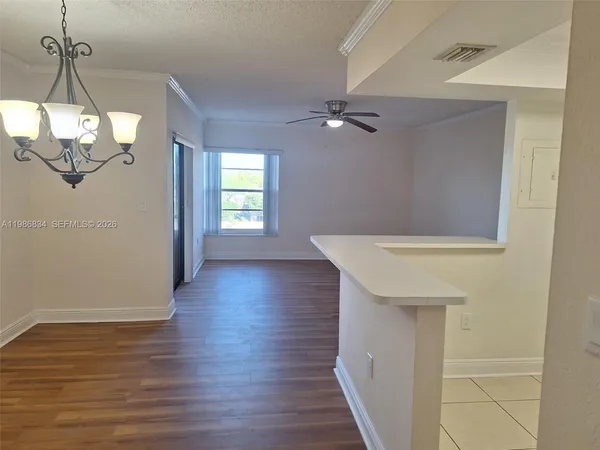 $2,100 | 17600 Northwest 68th Avenue, Unit B4009, Hialeah, FL 33015