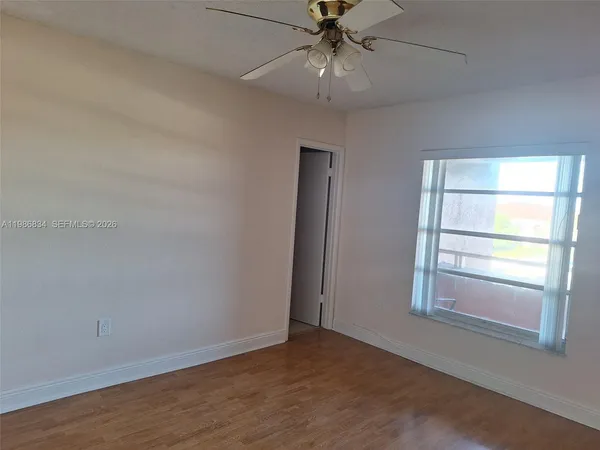 $2,100 | 17600 Northwest 68th Avenue, Unit B4009, Hialeah, FL 33015