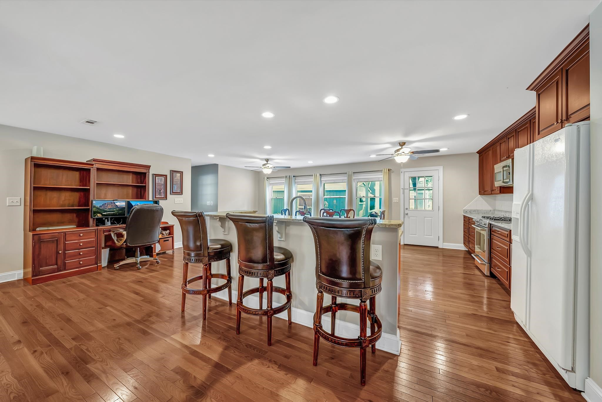 409 Troy Place Raleigh, NC 27609 - Photo 13 of 40 Photo 13