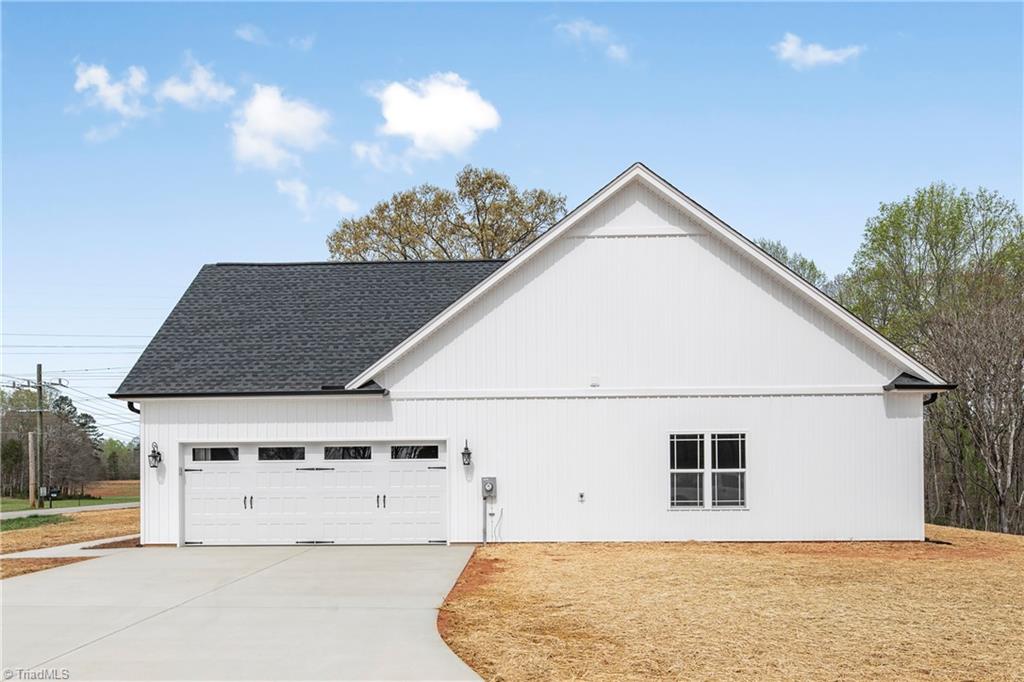 820 Community Road Lexington, NC 27295 - Photo 5 of 36 Gallery Image 5