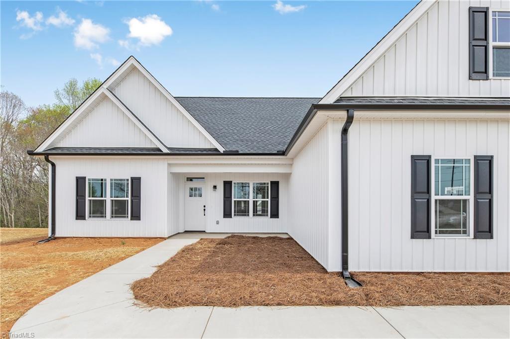820 Community Road Lexington, NC 27295 - Photo 9 of 36 Gallery Image 9