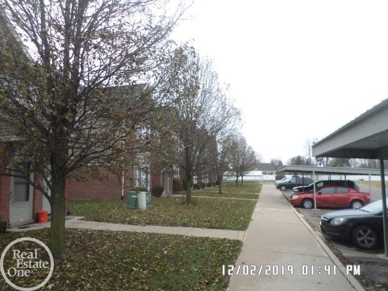 34120 Utica Road Fraser, MI 48026 - Photo 16 of 17 Nice Complex