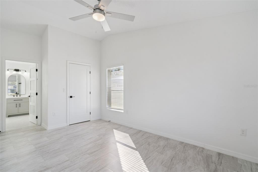 3215 Colusa Street Deltona, FL 32738 - Photo 21 of 32 wooden floor in an empty room