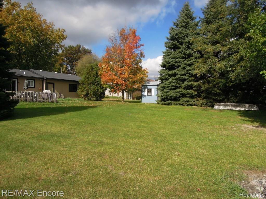615 South Baldwin Road Oxford, MI 48371 - Photo 14 of 67 DSCN9034.jpg