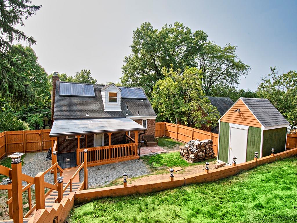 135 Harding Road Pittsburgh, PA 15229 - Photo 2 of 21 Gallery Image 2