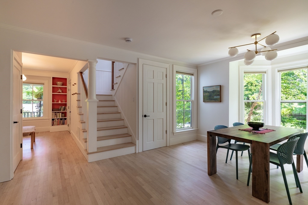 114 South Main Street Northampton, MA 01062 - Photo 4 of 42