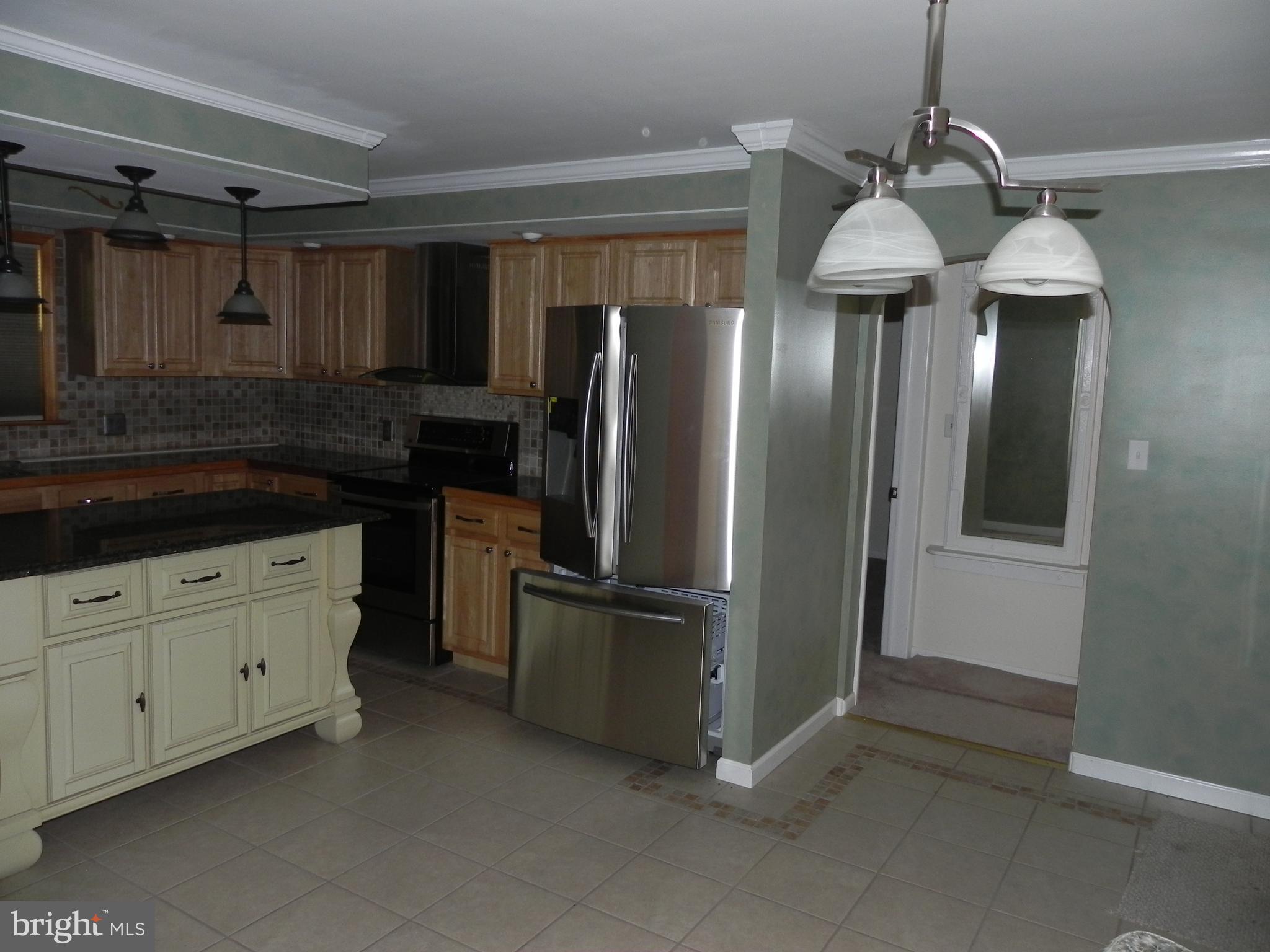 3014 Elm Road Reading, PA 19605 - Photo 11 of 32 Kitchen