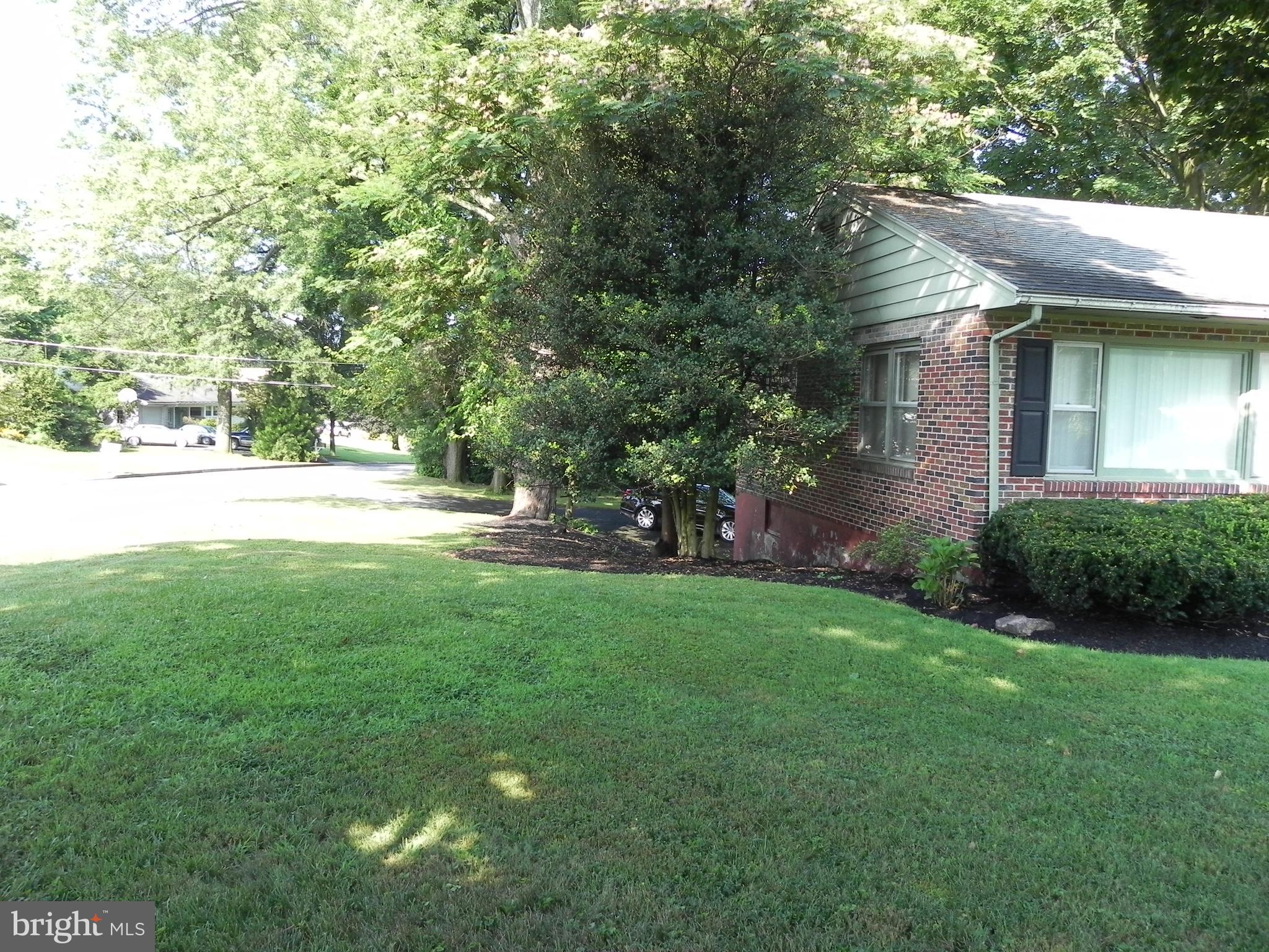3014 Elm Road Reading, PA 19605 - Photo 3 of 32 Left Side