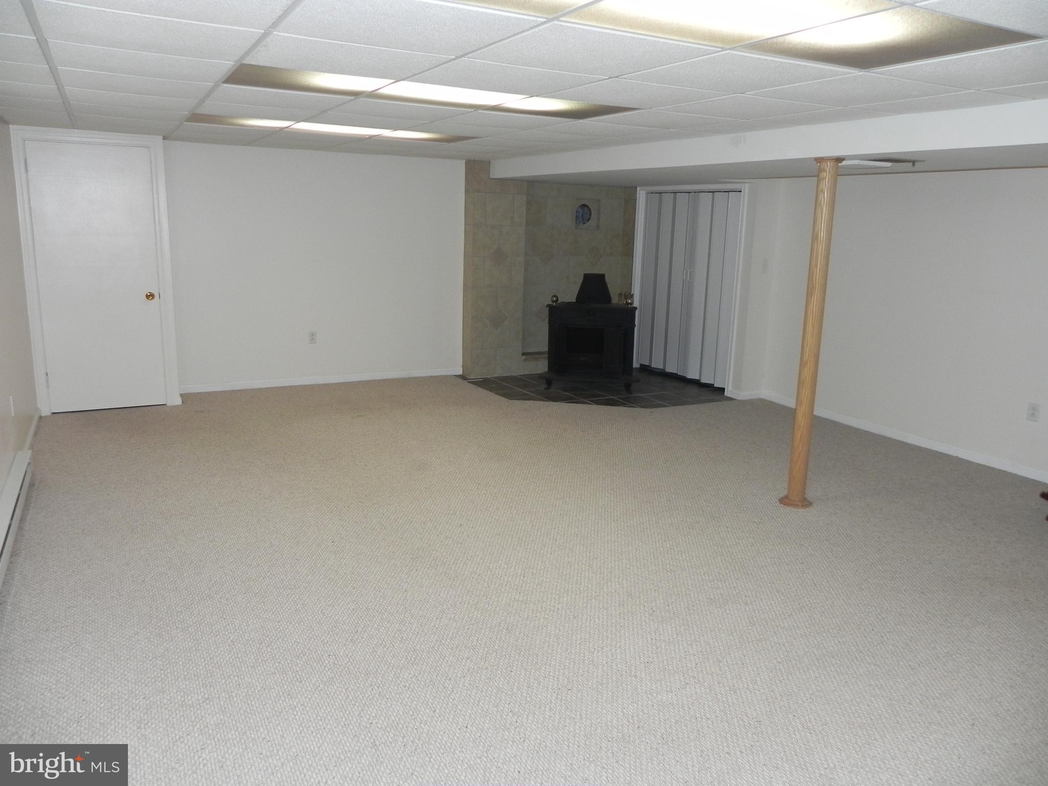 3014 Elm Road Reading, PA 19605 - Photo 25 of 32 Family Room