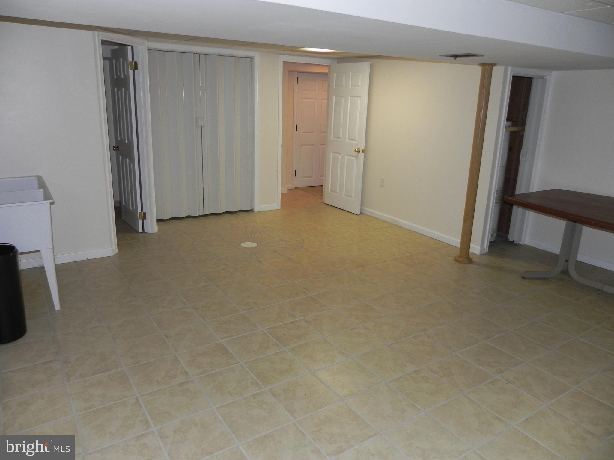 3014 Elm Road Reading, PA 19605 - Photo 29 of 32 Workshop