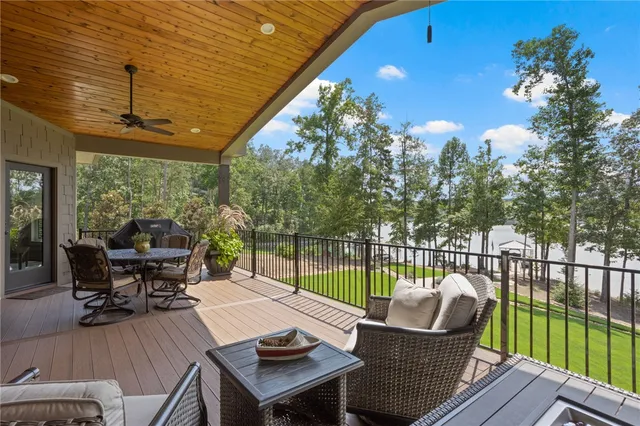 $3,159,696 | 338 McAlister Road, West Union, SC 29696