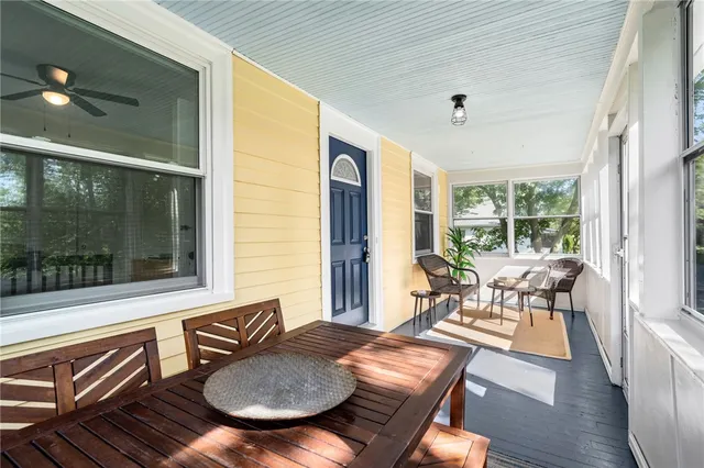 $3,200 | 83 Spring Avenue, Barrington, RI 02806