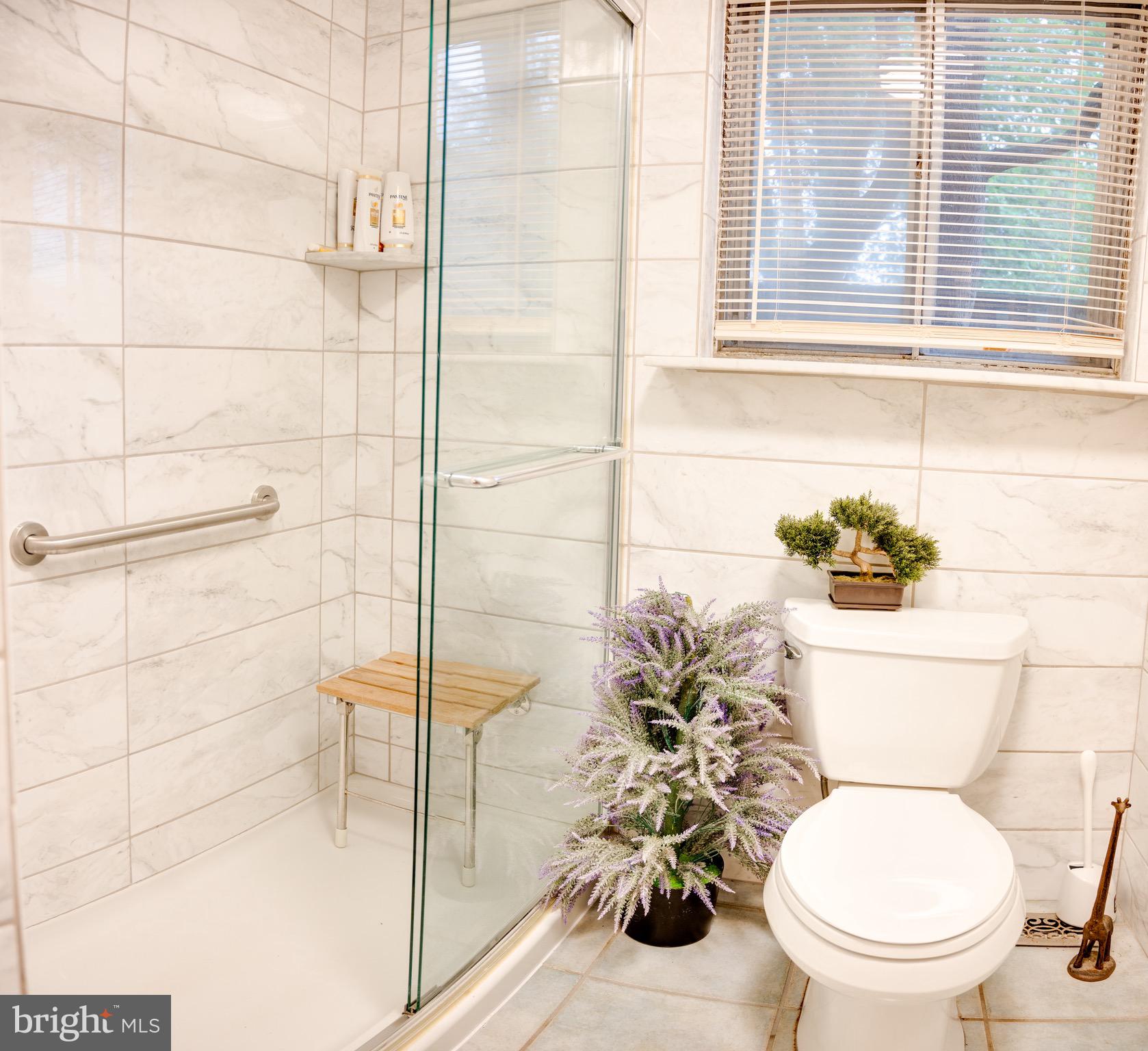 226 Ivy Road Beverly, NJ 08010 - Photo 11 of 24