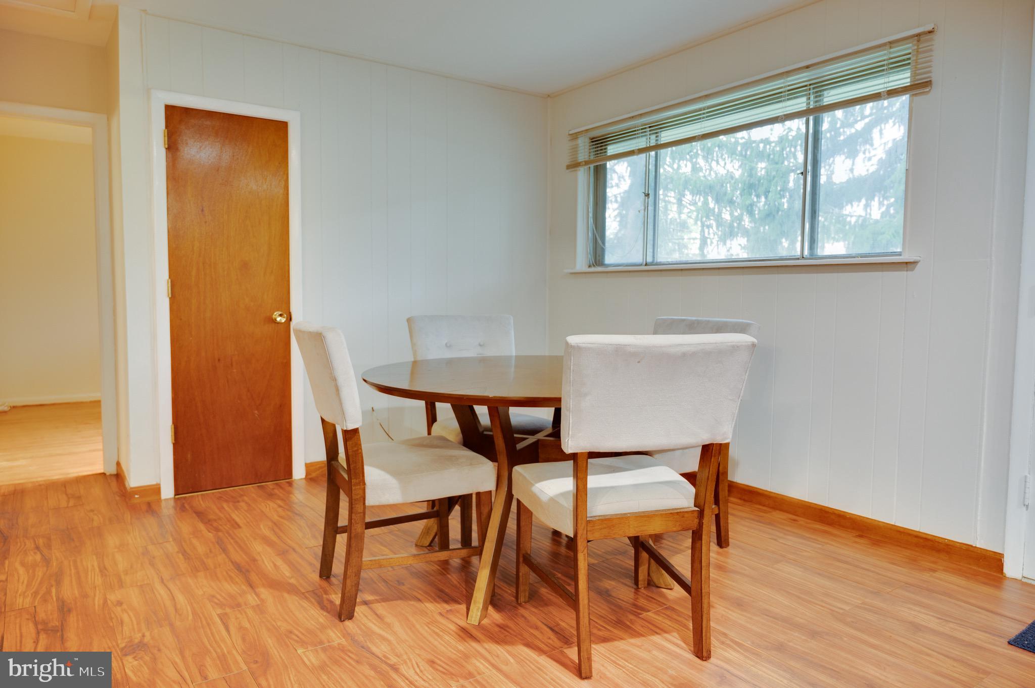 226 Ivy Road Beverly, NJ 08010 - Photo 7 of 24