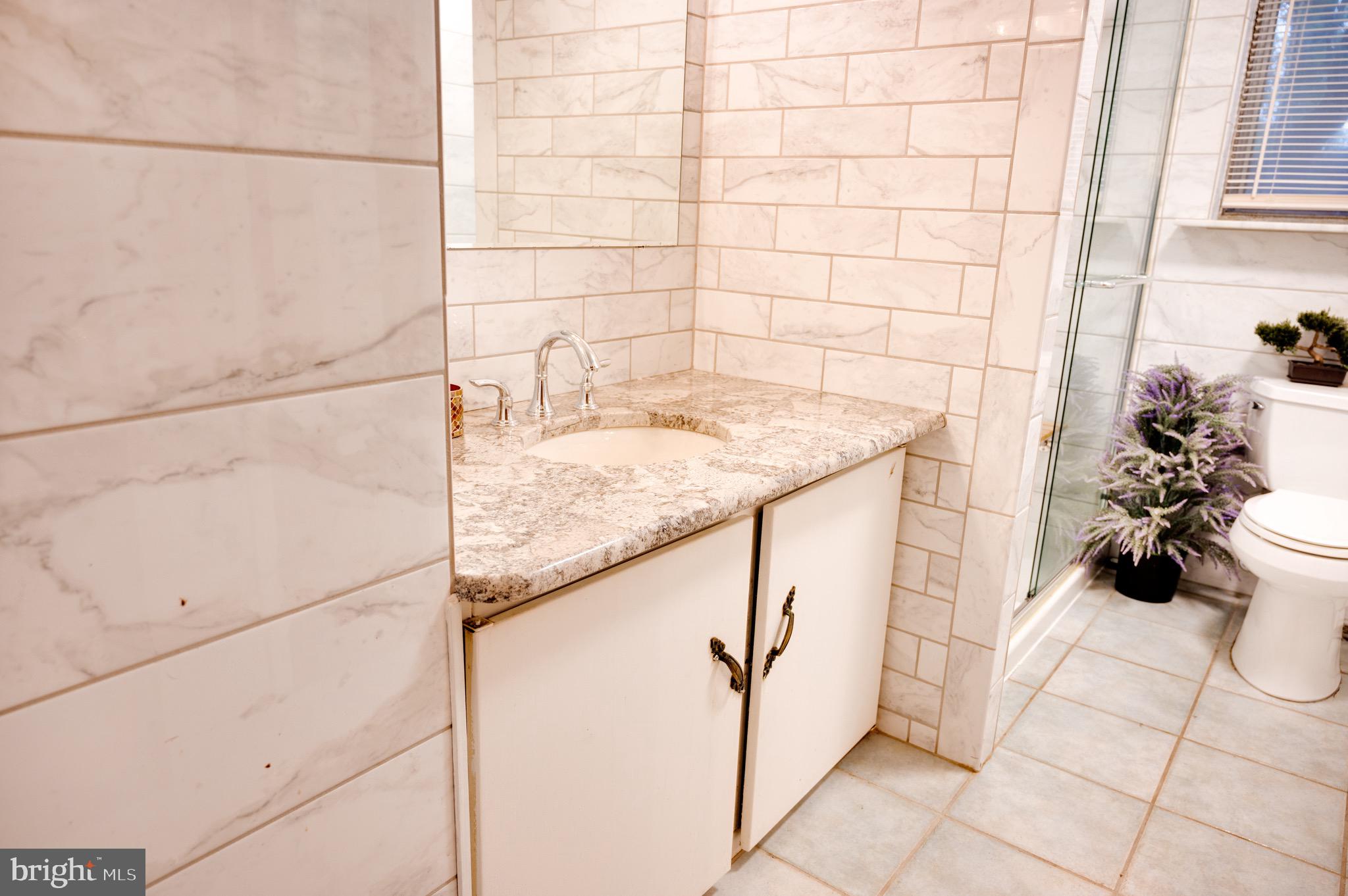 226 Ivy Road Beverly, NJ 08010 - Photo 10 of 24