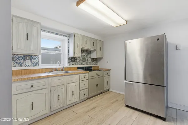 $449,000 | 471 Woodpark Drive, Brick, NJ 08723