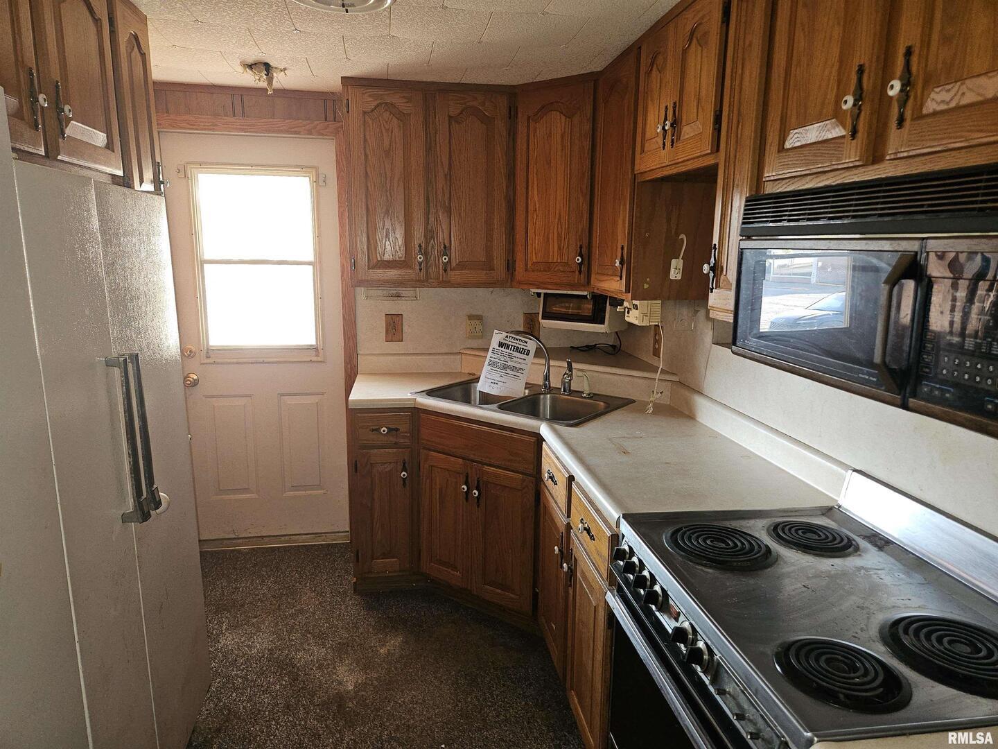 1105 Organ Street Eldorado, IL 62930 - Photo 6 of 18