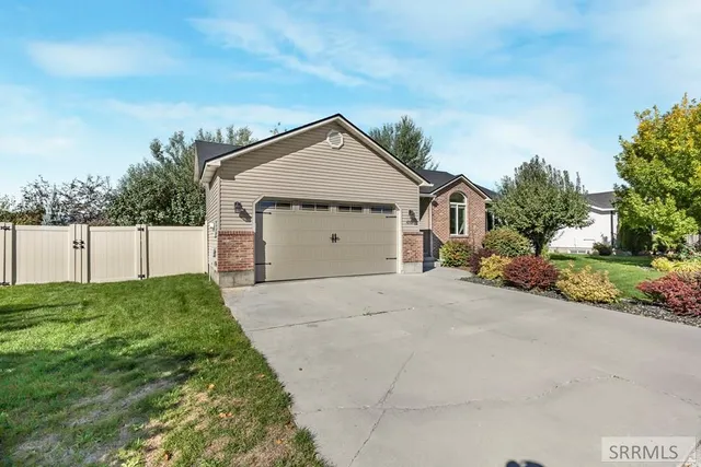 $465,000 | 419 North 4th West, Rigby, ID 83442