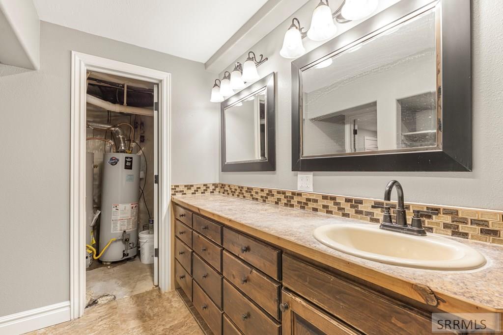 419 North 4th West Rigby, ID 83442 - Photo 34 of 60 Basement Full Bath