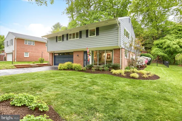 $730,000 | 6002 Roland Avenue, Baltimore, MD 21210