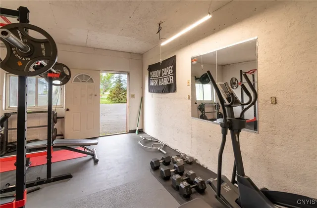 $344,900 | 8929 State Route, Chaumont, NY 13622