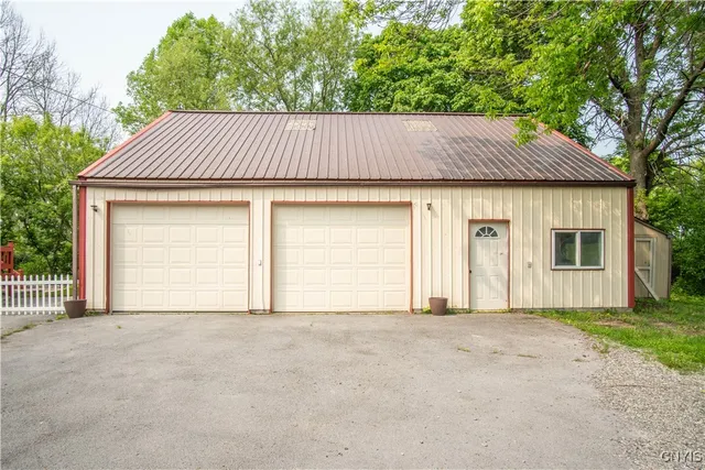 $344,900 | 8929 State Route, Chaumont, NY 13622