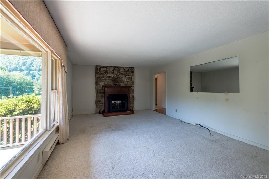 1086 Jones Cove Road Clyde, NC 28721 - Photo 12 of 29
