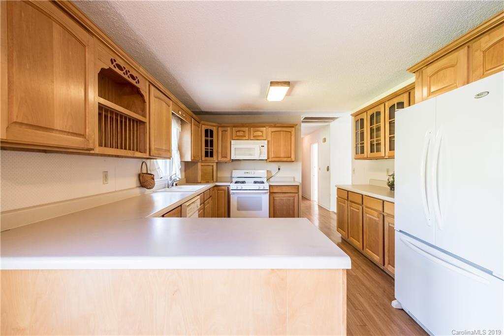 1086 Jones Cove Road Clyde, NC 28721 - Photo 14 of 29