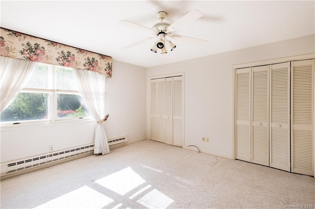 1086 Jones Cove Road Clyde, NC 28721 - Photo 16 of 29